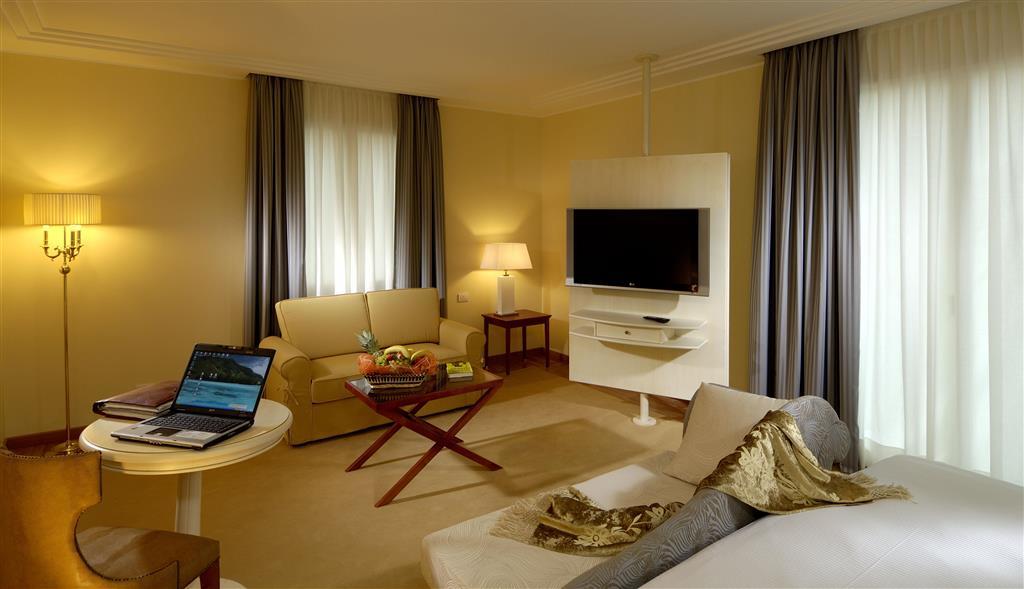 Rizzi Aquacharme Hotel & Spa Darfo Boario Terme Room photo